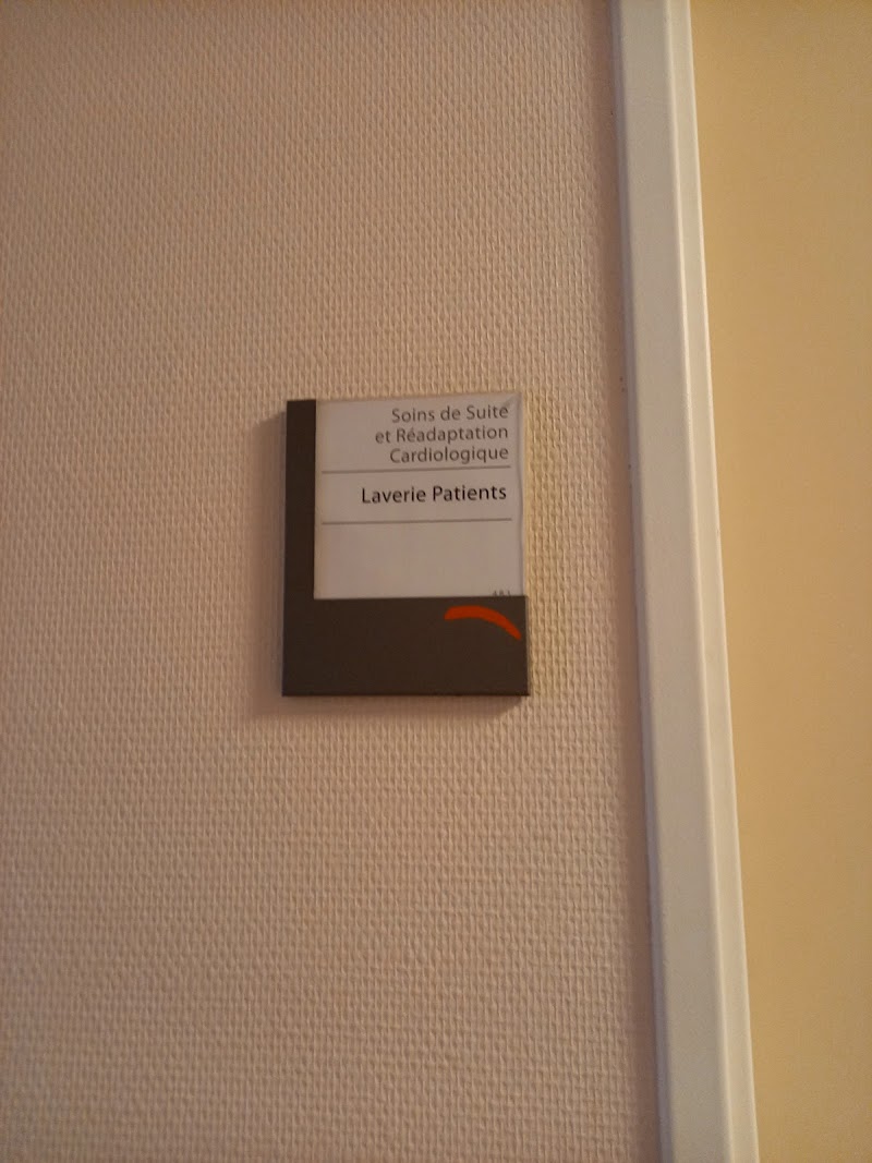 HOPITAL DE JOUR EQUEMAUVILLE (14G08) — vue