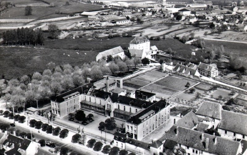 HJ ENFANTS SAINT AMAND MONTROND — vue