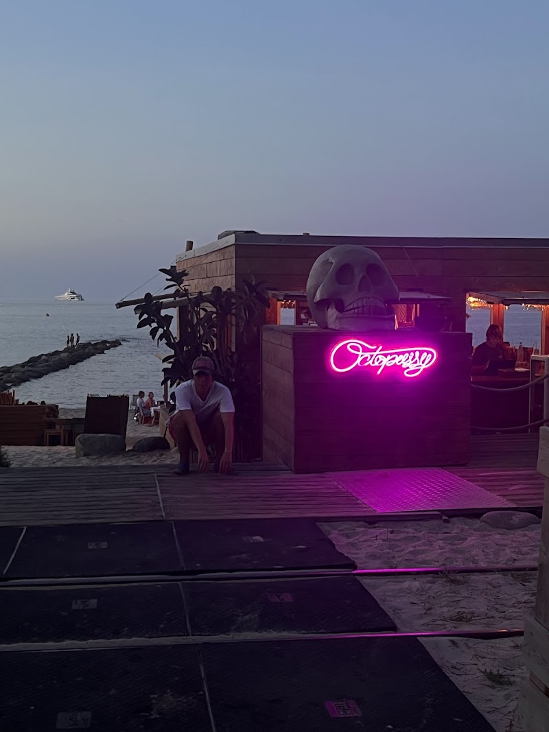 HDJ ADULTES - A LECCIA