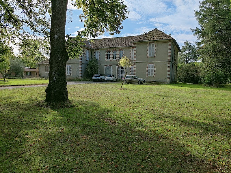 CENTRE HOSPITALIER DES PYRENEES — vue